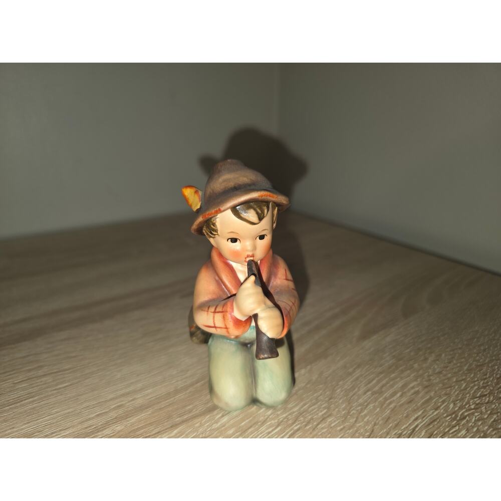 Vintage Hummel Figurine "Little Tooter" TMK 5 #214/H 3.5"‎ Goebel Figure Germany
